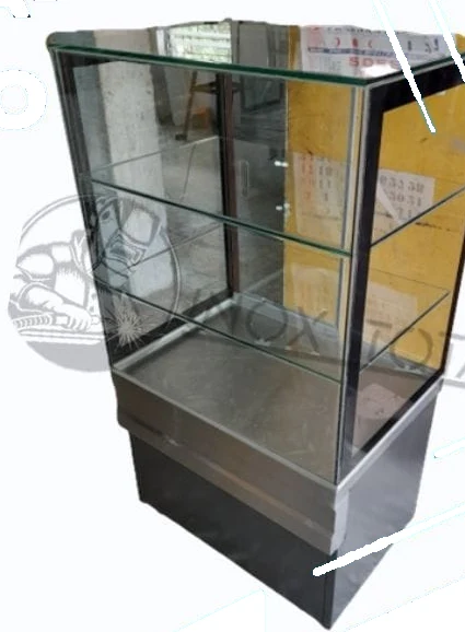 Vitrina seca de vidrio recto con dos niveles de repisa
